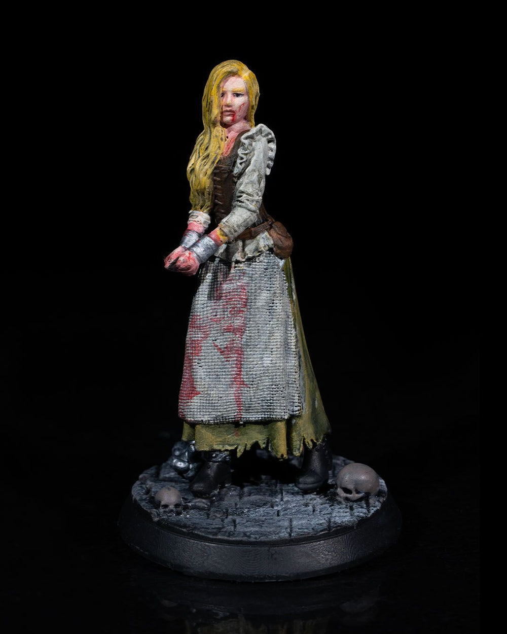 Marie Lennot Bloody Survivor Miniature